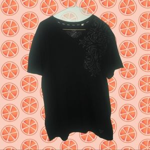 Men’s Black V Neck Tshirt by Guess Size Large